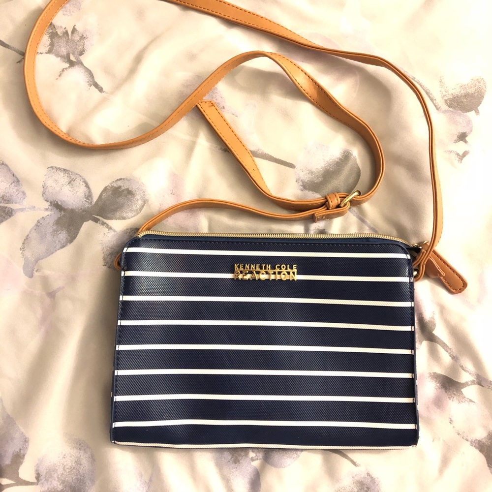 Kenneth Cole crossbody bag